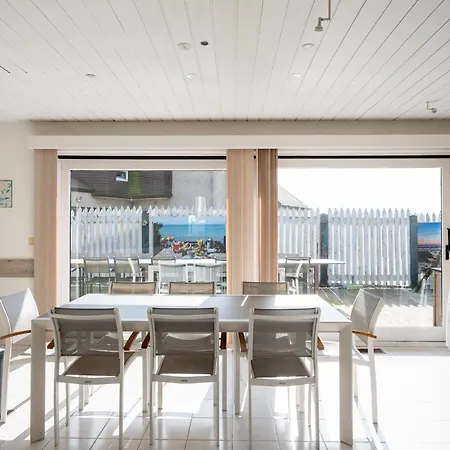 וילה Luxury Coastal With Jacuzzi & Sauna מידלקרק