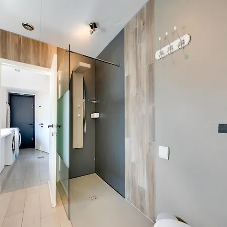 Luxury Coastal With Jacuzzi & Sauna * מידלקרק